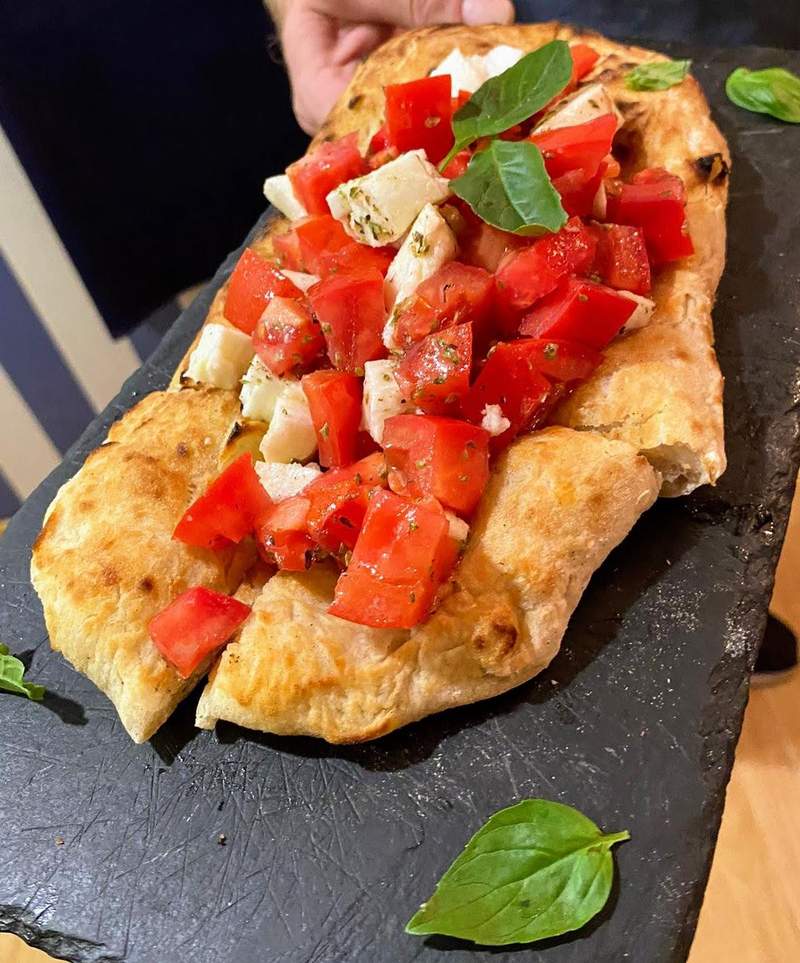 bruscheta a la sorrentina