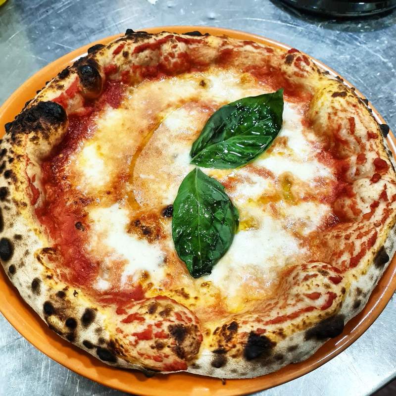 pizza margarita casa mavi cocina fuengirola restaurante italiano