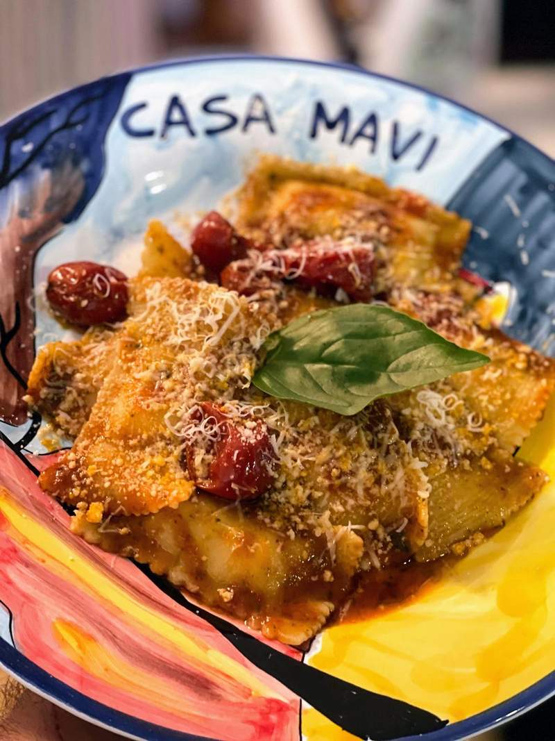 raviolone de mozzarella de bufala y ricotta